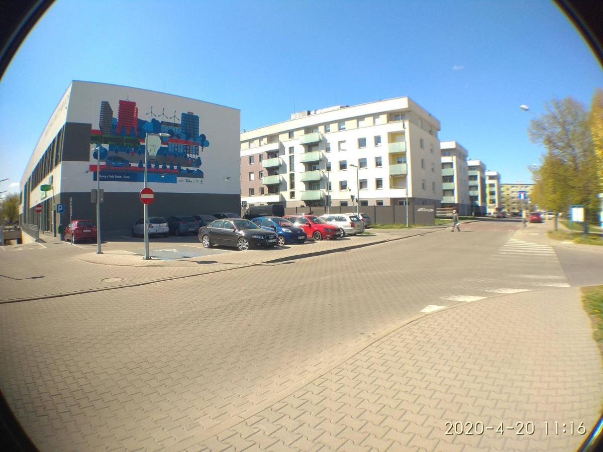 2060 Zwyciestwa 5G - Tanie Pokoje W Apartamencie - Samodzielne Zameldowanie - Self Check In Познан Екстериор снимка
